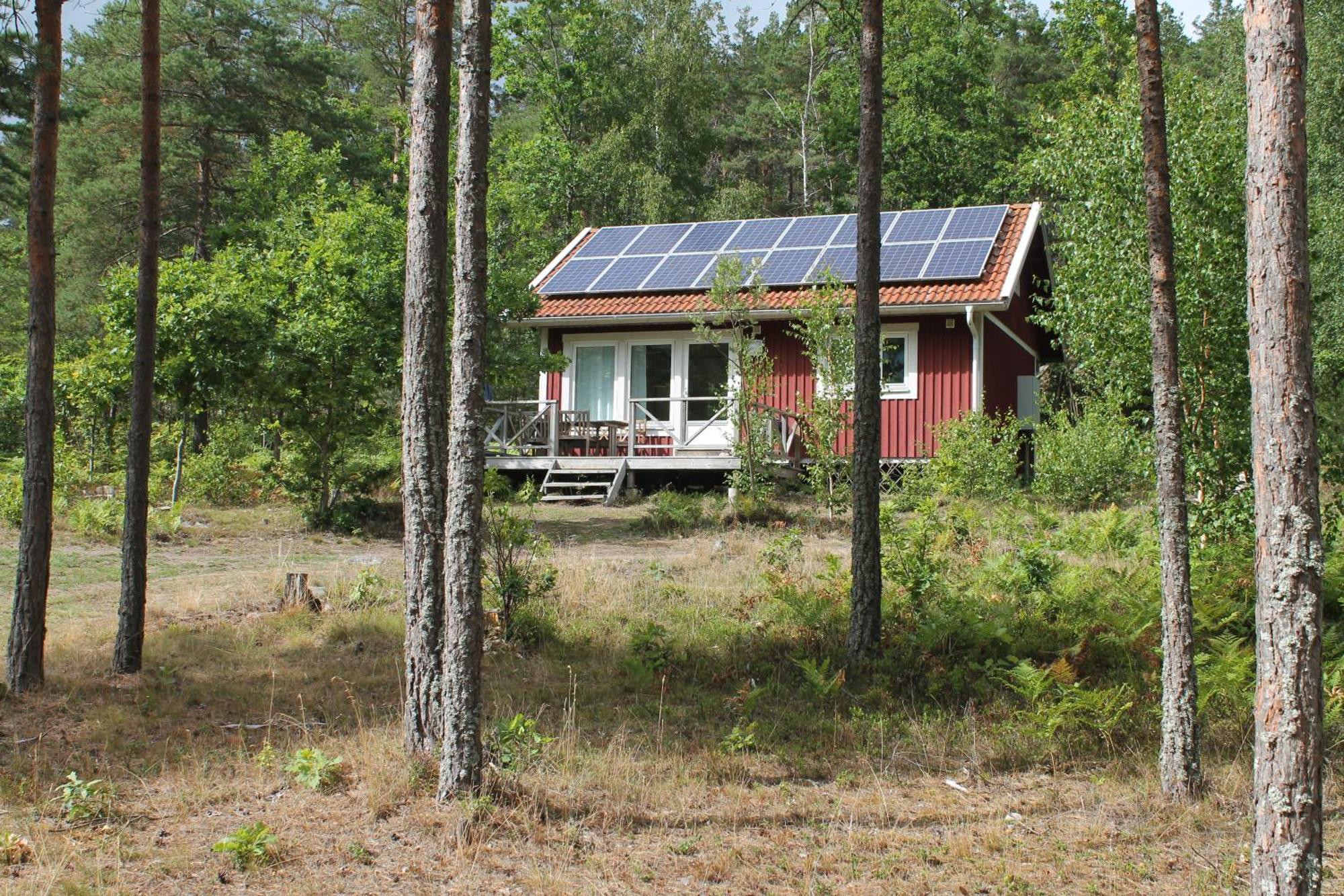 Gaerdsholmens Skaergardshemman "Boken" Villa Edsbruk Kültér fotó