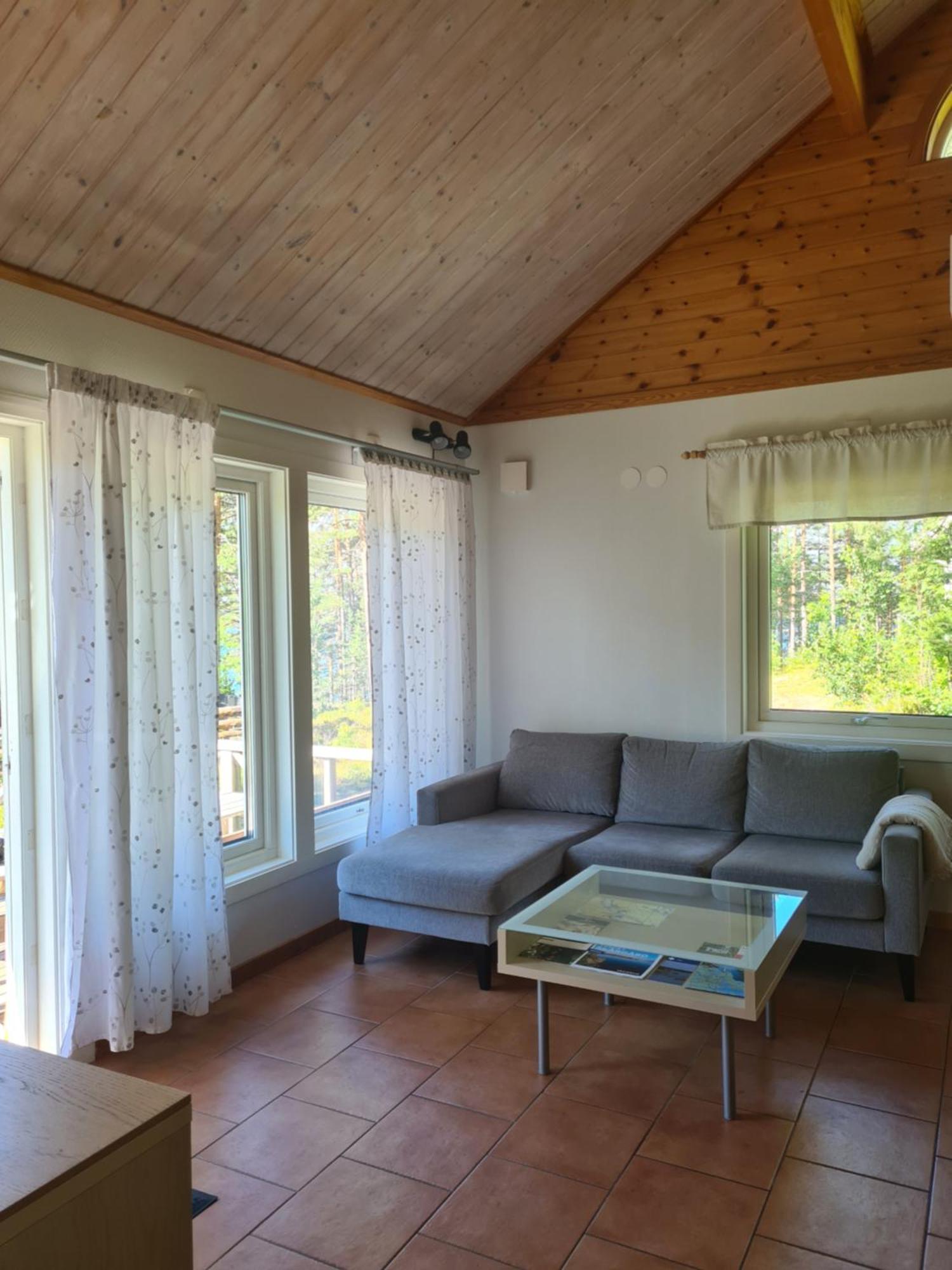 Gaerdsholmens Skaergardshemman "Boken" Villa Edsbruk Kültér fotó